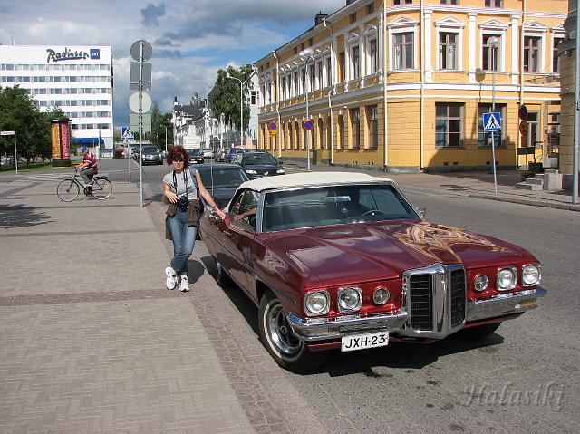 Norwegia (169).JPG - Oulu - amerykańskie kążowniki na topie